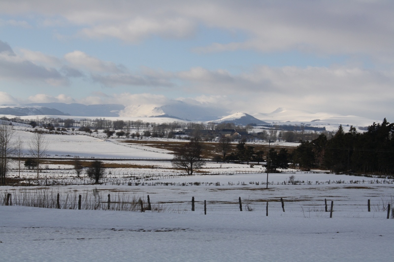 Monts du Cantal.jpg